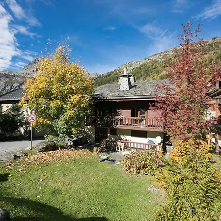 Le Grand-lemps Sleeps 6